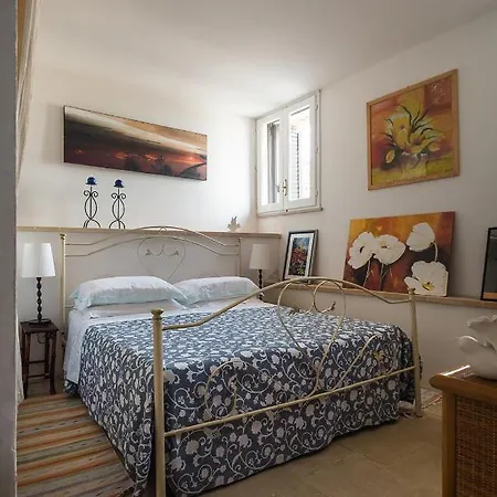 بيت للعطل On Seaside With Pool, Puglia Santa Maria di Leuca