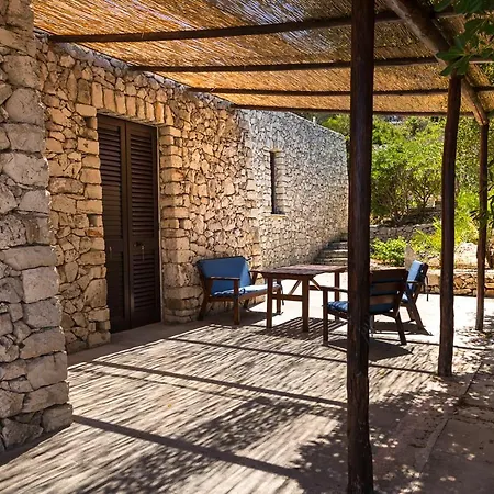 بيت للعطل On Seaside With Pool, Puglia
